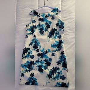 Ann Taylor, floral summer dress, size 14 petite.